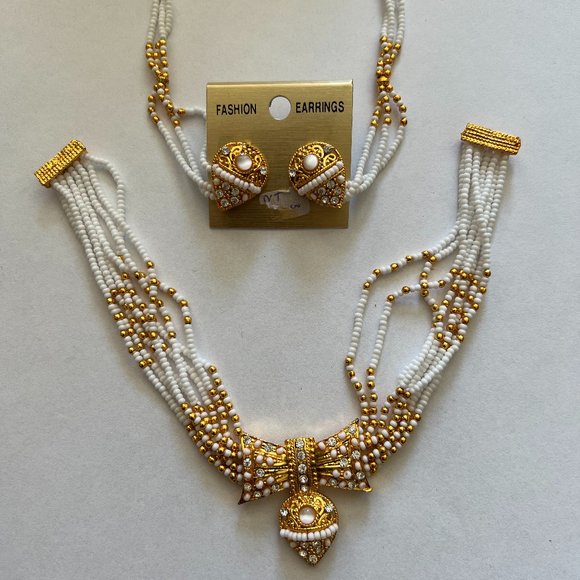 Traditional Indian Necklace & Earring Set - Picture 1 of 1